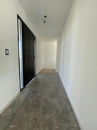 Imagen 9 de 30 de Casa En Venta En El Canton Barrio Norte A Laguna Con Pileta
