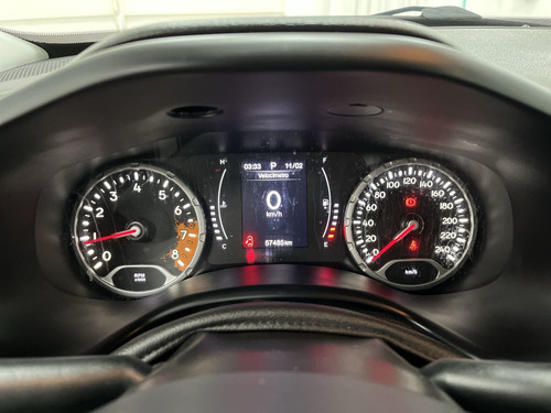 Imagem 10 de 14 de Jeep Renegade Limited Teto 1.8 (aut) (flex)