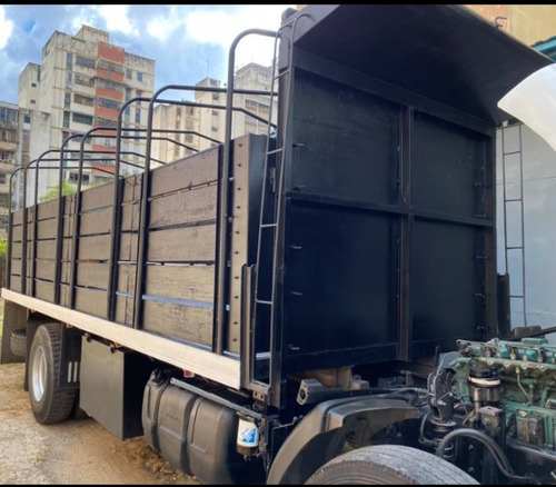 Camion Plataforma Volvo Vm260