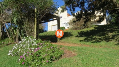 Casa En Venta Tio Tom 3 Dormitorios- Ref: 217745