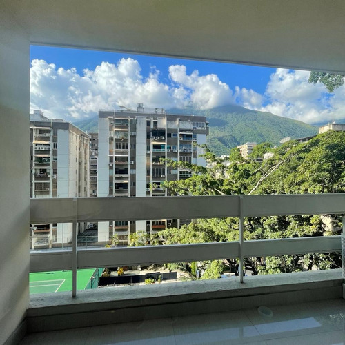 Apartamento En Alquiler - Urb. Los Palos Grandes