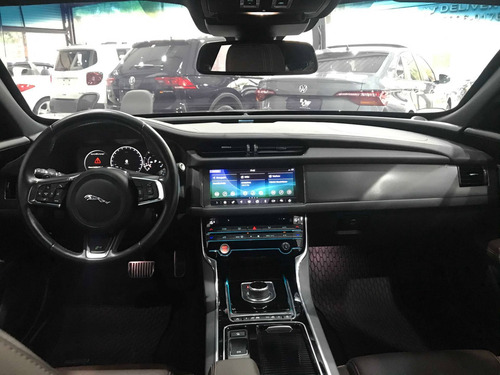 Jaguar Xf 2.0 R-sport Turbocharged Gasolina 4p Automático