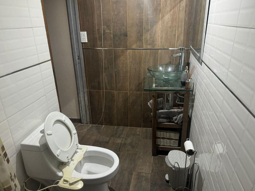 Casa En Venta - 2 Dormitorios 3 Baños - Cochera - 143mts2 - Villa Ballester