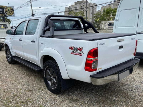 Imagem 4 de 10 de Toyota Hilux 3.0 Std 4x4 Cd 2015