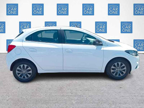 Chevrolet Onix 1.4 JOY BLACK 5P L19