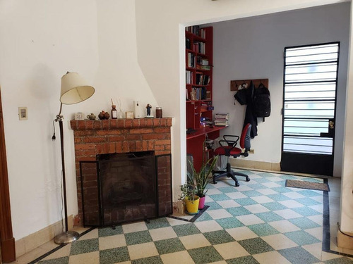 Imagen 10 de 25 de Ph En Venta - 2 Dormitorios 1baño -74mts2 - La Plata