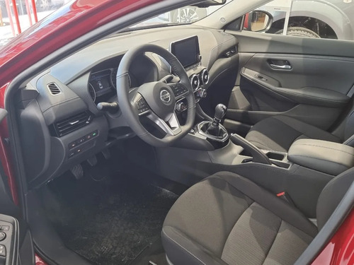 Imagen 12 de 15 de Nissan Sentra Advance Mt 2.0