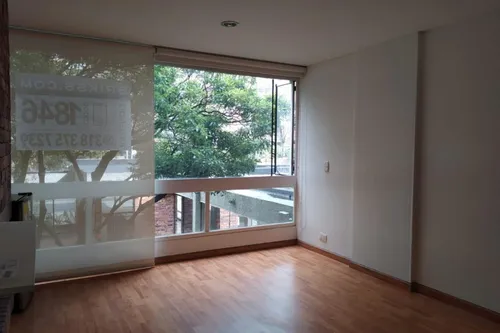 Apartamento En Arriendo En Los Rosales. Cod A1846