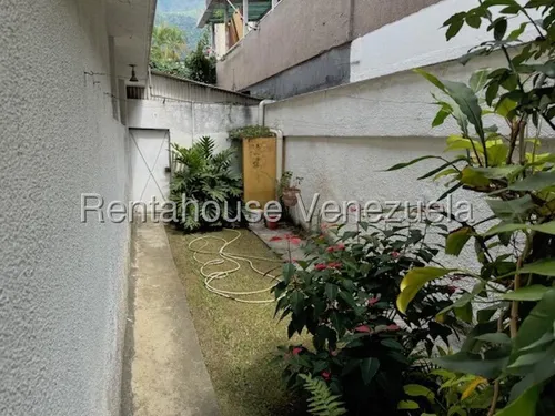 Acogedora Casa En El Marques