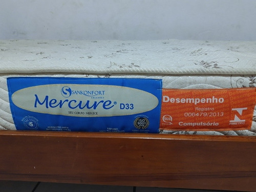Imagem 1 de 2 de Colchão De Solteiro D33