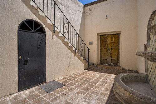Casa Remodelada Con Espacio Para Crecer En El Centro De San Miguel De Allende