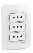 Comprar ENCHUFE TRIPLE 2P+T 10A BLANCO ARMADA MILUZ