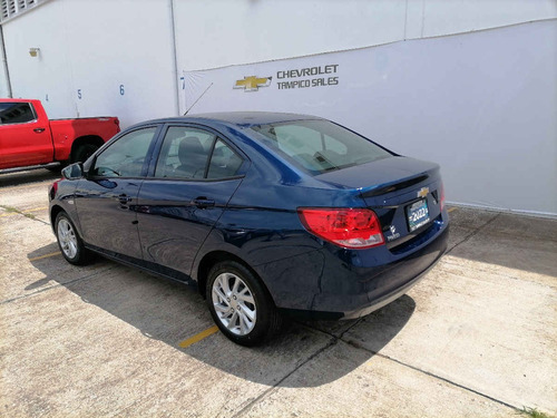 Imagen 3 de 15 de Chevrolet Aveo 2022 4p Lt L4/1.5 Man.