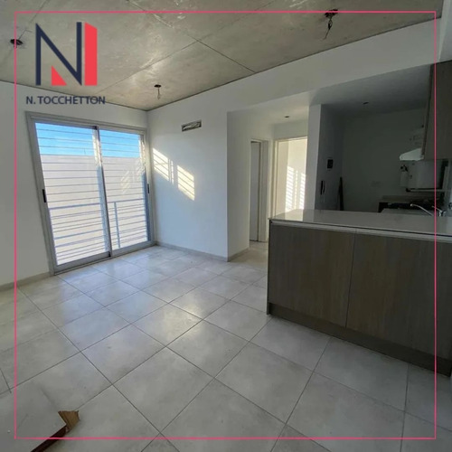 Imagen 4 de 10 de Departamento En Venta En Castelar