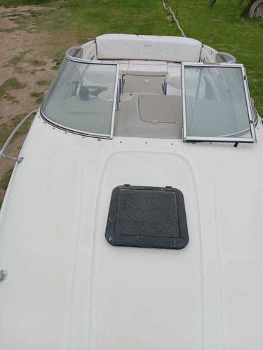 Imagen 2 de 15 de Lancha Bayliner 232 Capri