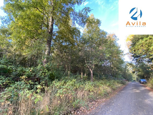 Caburgua Venta Lote Zona Urbana 2.104m2 Cod.vtin081