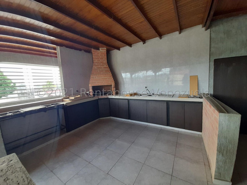 Imagen 13 de 25 de Casa Duplex Remodelada En Venta Urb Orticeño Estef 21-27270
