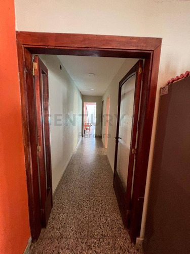 Imagen 12 de 25 de 132 Entre 530 Y 531, Casa Dos Dormitorios Y Piscina, En Venta