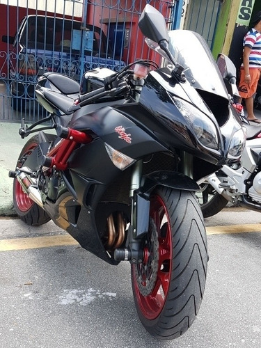 Kawasaki Zx6r