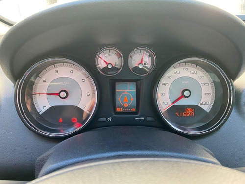 Imagen 13 de 17 de Peugeot 308 Allure 1.6 Nav