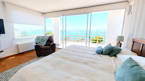 Se Vende Lujosa Casa Con Sector La Herradura, Coquimbo.