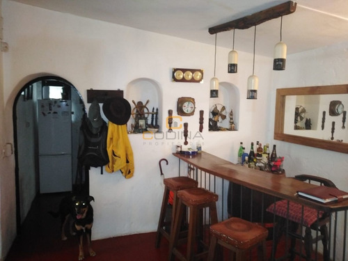 Imagen 5 de 13 de Casa De 4 Dormitorios A 1 Cuadra De La Ancap Cerca De Todo!