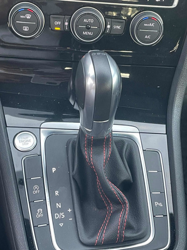 Imagen 4 de 10 de Volkswagen Golf 2018 2.0 Gti Tsi App Connect