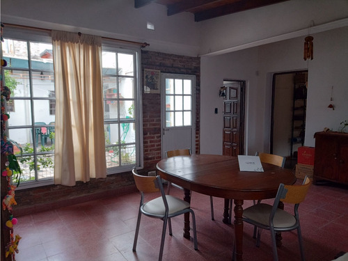 Imagen 6 de 20 de Venta Casa 3 Dormitorios B° Azcuenaga