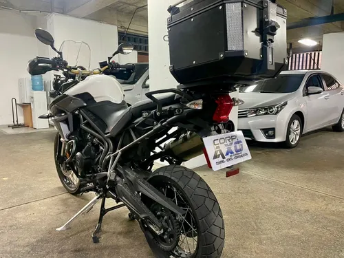 Triumph Tiger 800 Xcx