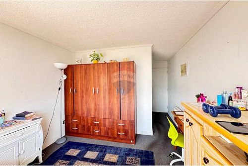 Vista Despejada 4d+est+bod Condominio Consolidado