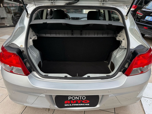 Chevrolet Onix ONIX HATCH JOY 1.0 8V FLEX 5P MEC.