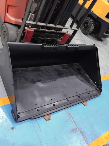 Minicargador Bobcat De 1.3 Toneladas, Seminuevo E Importado