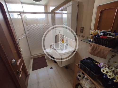 En Venta Comodo Y Amplio Apartamento Resd. Taguanes Andres Bello Zona Centrica Maracay 005jsc