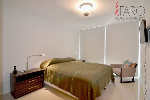 Imagen 13 de 30 de Apartamento En La Brava 2 Y 1/2 Dormitorios Con Terraza Y Garage - Punta Del Este Brava
