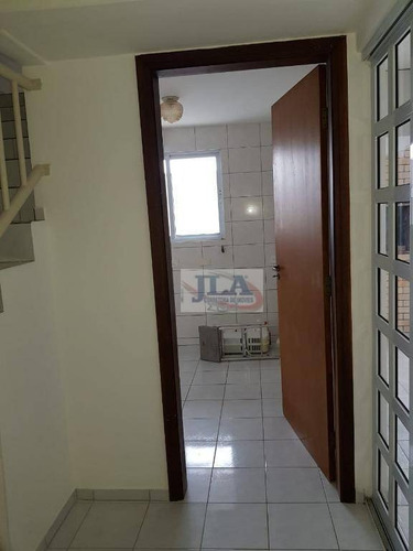 Imagem 22 de 25 de Sobrado Com 3 Dormitórios Para Alugar, 200 M² Por R$ 2.800,00/mês - Boa Vista - Curitiba/pr - So0040