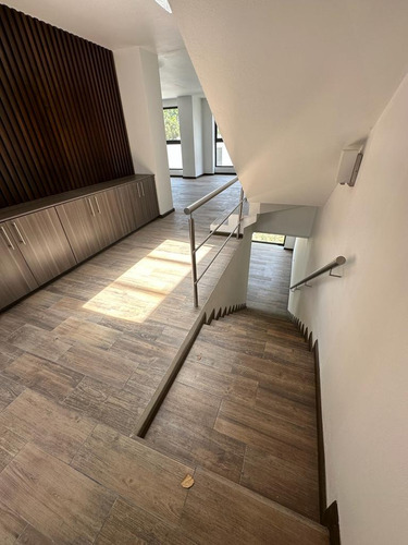 Oportunidad: Casa En Venta Lomas De Angelópolis A Unos Pasos Del Parque Cascatta
