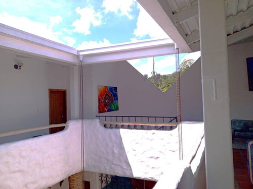 Casa Colonial Multifuncional De 401 Mts², Con 2 Locales A Pie De Calle, Ideal Para Restaurant/hotel En El Hatillo