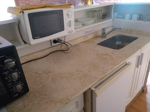 Imagen 6 de 12 de Cabaña Con Balcon, Pileta Cubierta Y Descubierta A Dos Cuadras Del Centro Comercial Del 28/01 Al 04/02