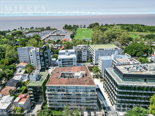 Moderno Y Amplio Departamento De 3 Amb. En Venta En Vicente López, Libertador Al Río.