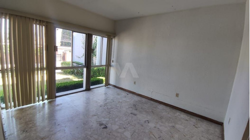 Imagen 2 de 30 de Casa En Renta De 3 Plantas Ideal Para Oficinas En Colonia Re