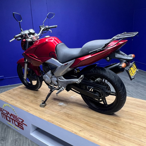 Imagen 5 de 9 de Yamaha Fazer 250 2012
