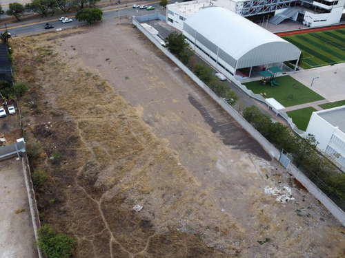 Terreno En Venta, Blvd. Alonso De Torres 8,713 M2, León Gto