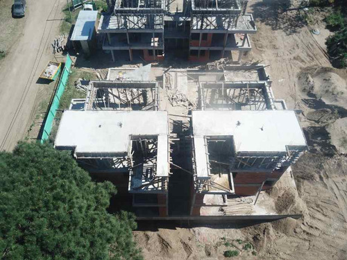 Departamento En Venta En Mar De Las Pampas