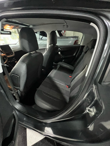 Peugeot 208 1.6 Feline