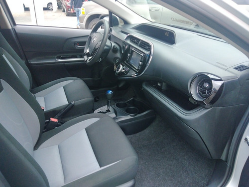 Imagen 9 de 15 de Toyota Prius Hb 5 Ptas Paquete C