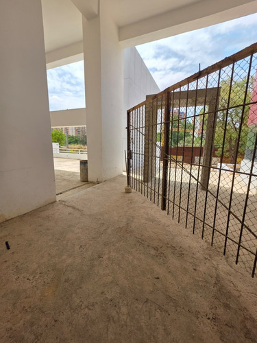 Residencias Element Urb Terrazas Camoruco (al Lado Del Kalea De Valles De Camoruco)