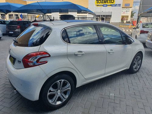 Peugeot 208 1.6 Griffe 16v Flex 4p Manual