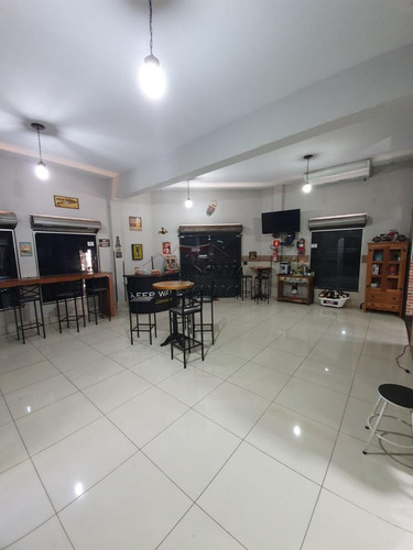 Salas Comerciais - Ref: L17064