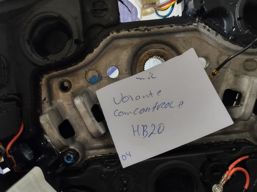Imagem 9 de 9 de Volante Hb20 Com Controle Som De Chamada Usado 04