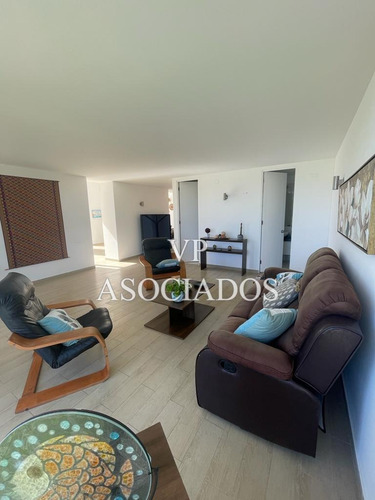 Departamento En Primera Linea Cuenta Con 3d-2b-bod Y Box.